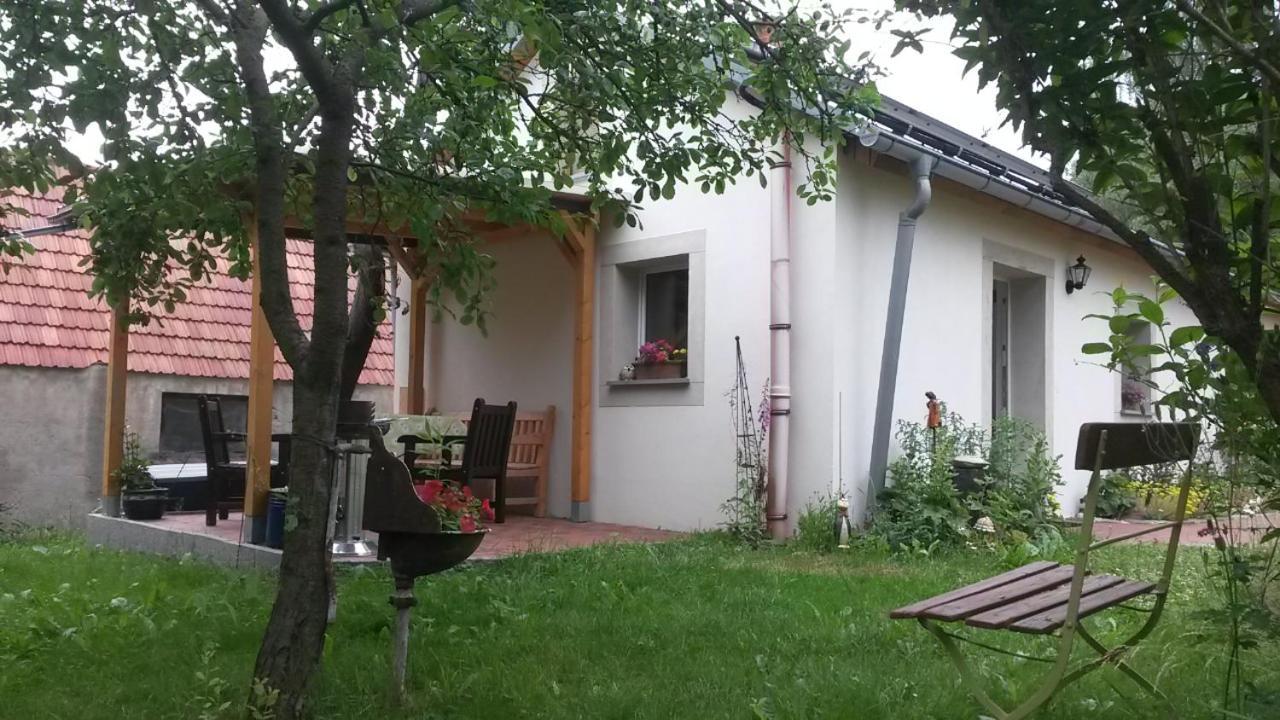 Pochebachhaeusl Villa Jonsdorf Eksteriør billede